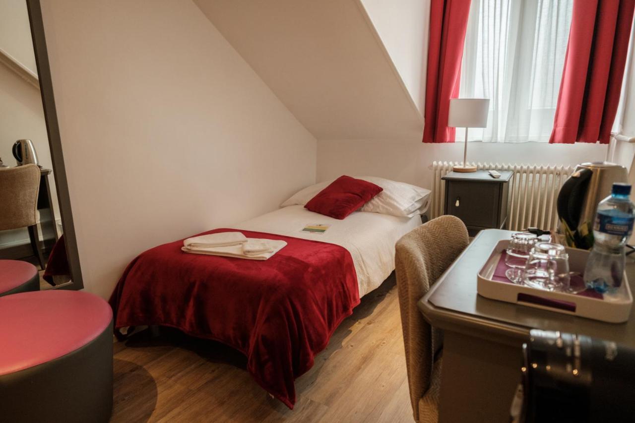 Hotel Du Raisin Lausanne Exterior photo